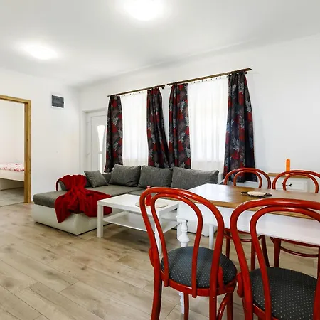 Bombera 1 By Interhome アパート Balatonszárszó